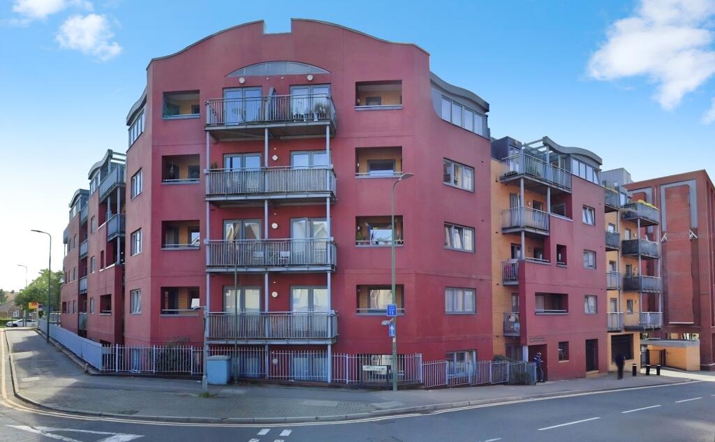 Main image of property: Brookfield House, Hemel Hempstead, HP2