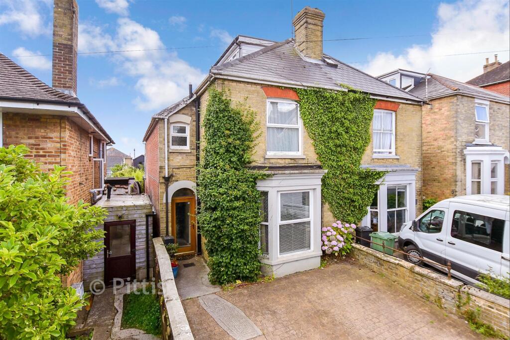 Main image of property: Mill Hill Road, Cowes, Isle of Wight