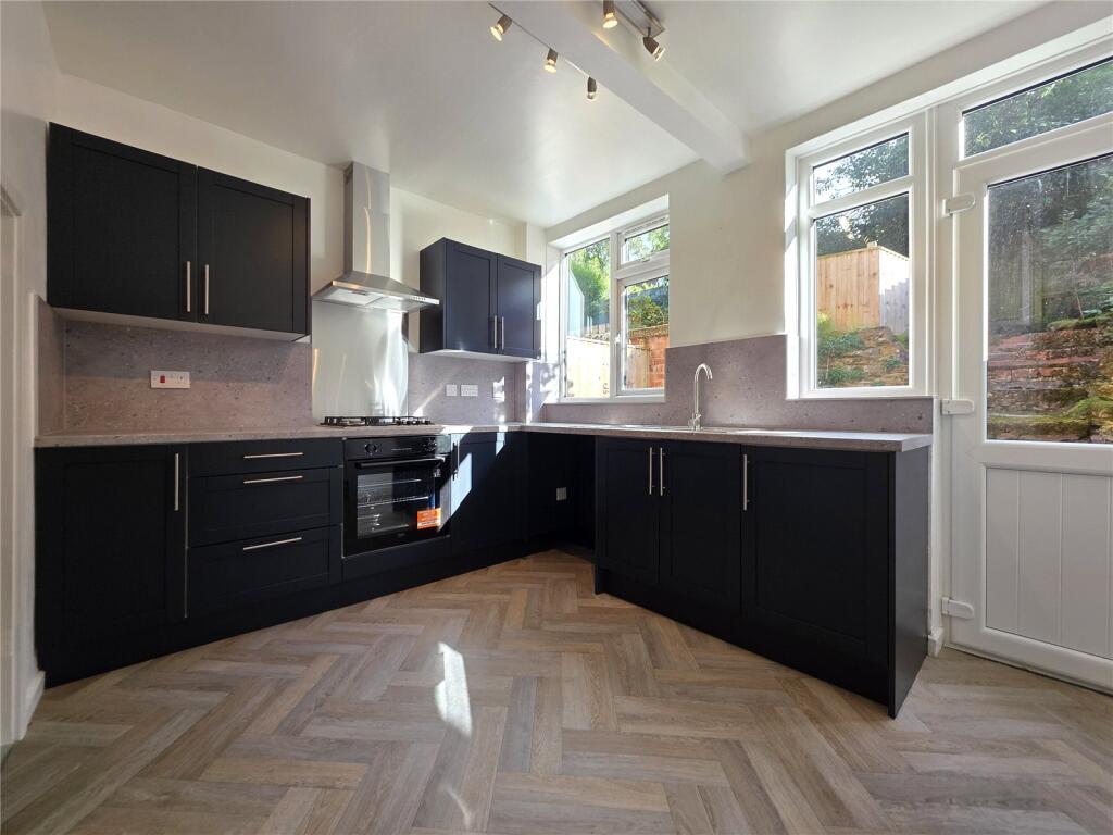 Main image of property: Costock Avenue, Nottingham, Nottinghamshire, NG5
