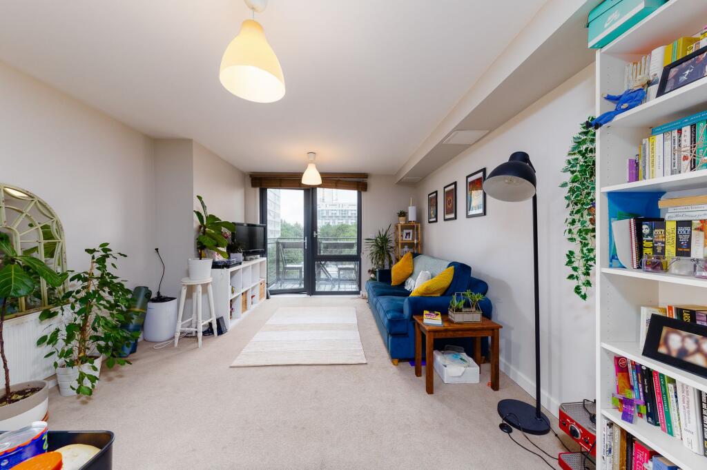 Main image of property: Pooles Park, Hollyfield Pooles Park, N4