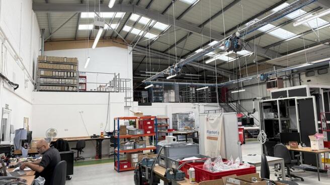 Photo 3