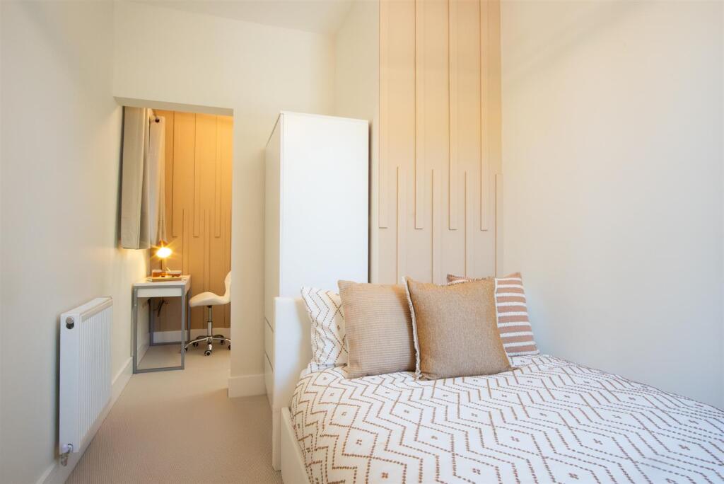 Main image of property: Fishponds Road, Bristol