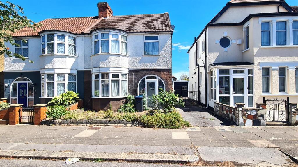 Main image of property: Halstead Road, Winchmore Hill, N21