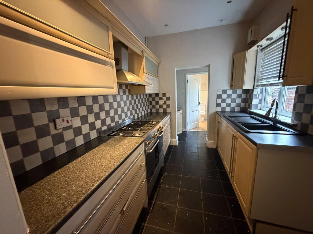 Main image of property: Stourbridge Road, Dudley