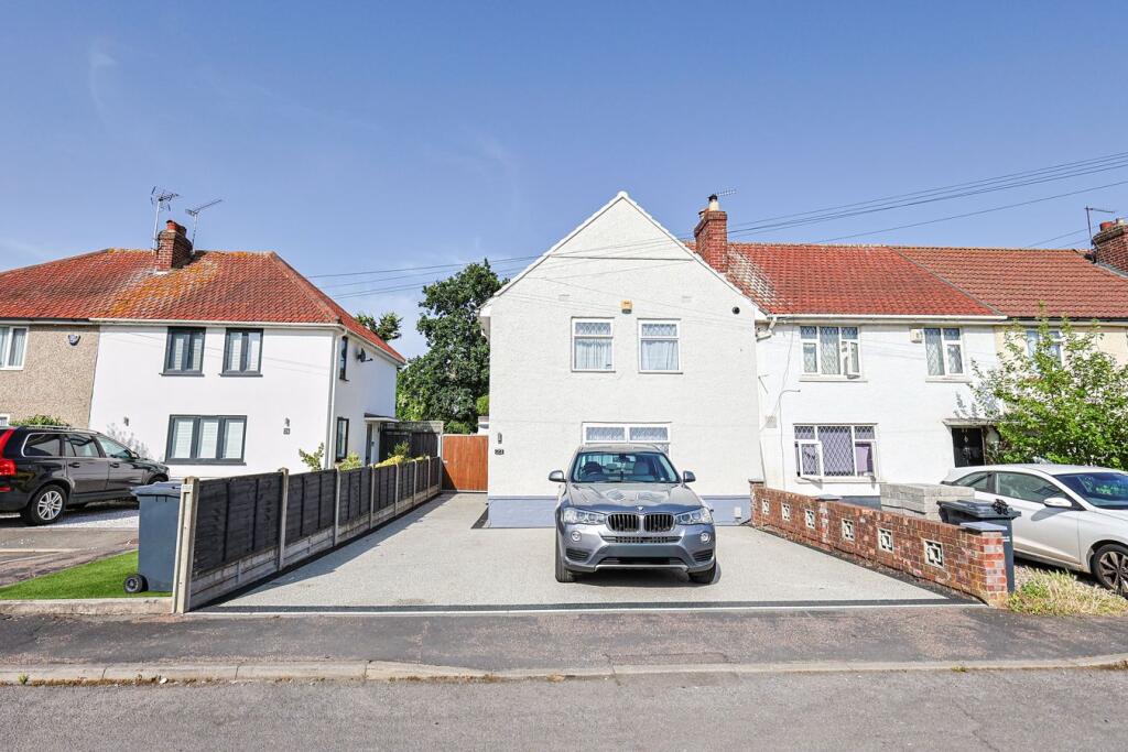 Main image of property: Ripley Way, Cheshunt, EN7