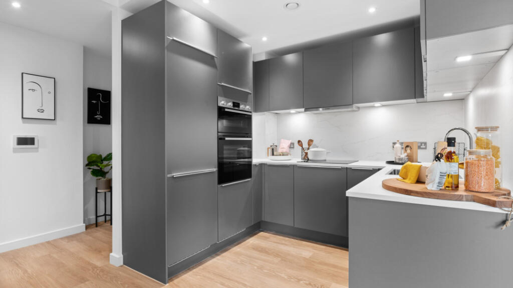 Main image of property: Rockcliffe Square,
95 Plumstead Road,
London,
SE187DQ