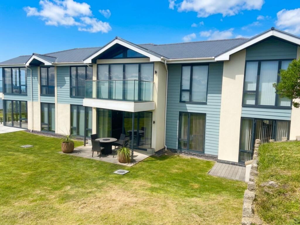 Main image of property: Apartment 6, Horizon, Slon Lane, Ogmore-By-Sea, Vale of Glamorgan CF32 0PN