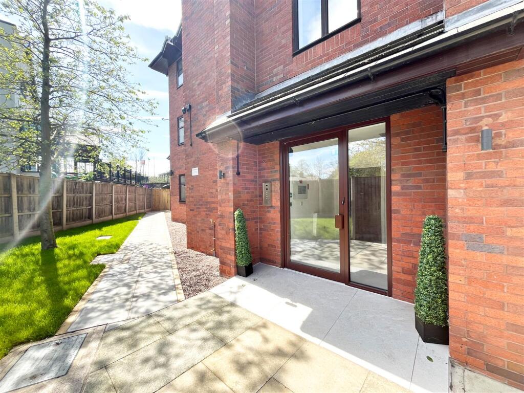 Main image of property: Old Road, Handforth, Wilmslow