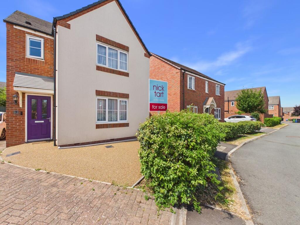 Main image of property: 7 Bronte Drive, Newport
