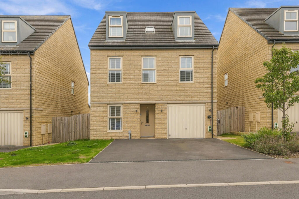 Main image of property: Annat Place, Micklefield, Leeds