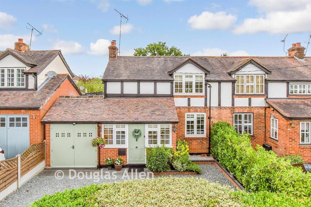 Main image of property: Orchard Avenue, Billericay, Essex