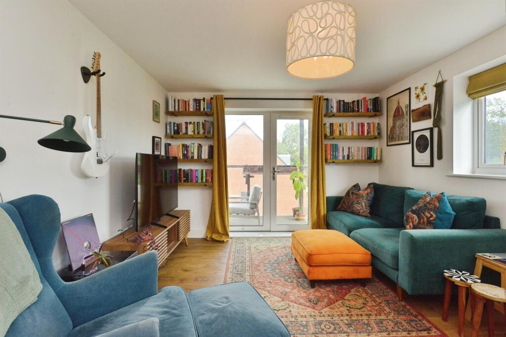 Main image of property: Whitecastle Way, Kingsmead, Milton Keynes