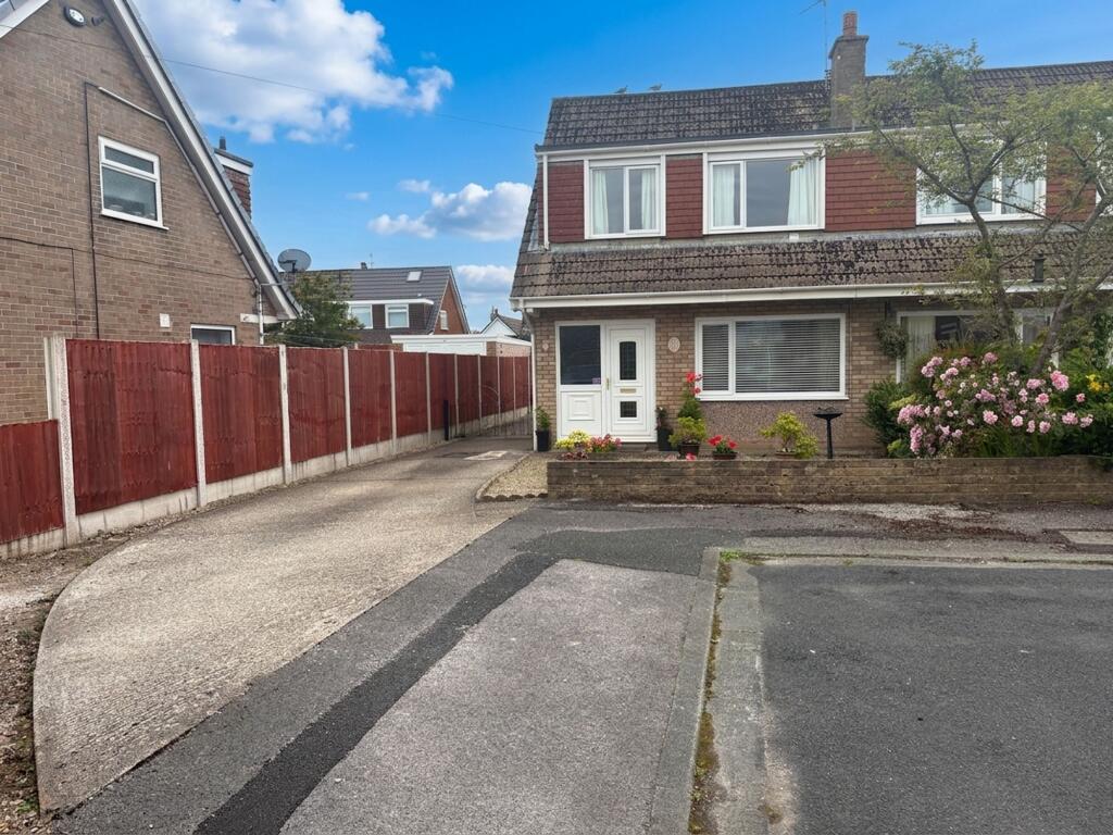 Main image of property: Newark Place, Fulwood, PR2 3NP