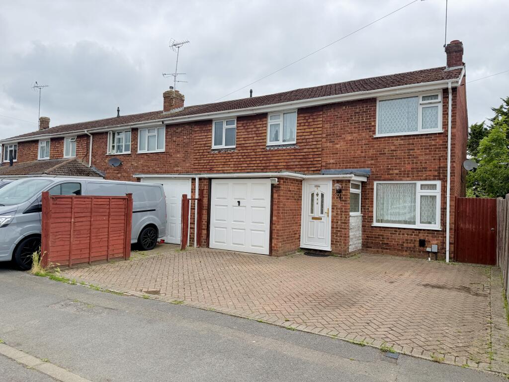 Main image of property: 169 Beaulieu Gardens, GU17