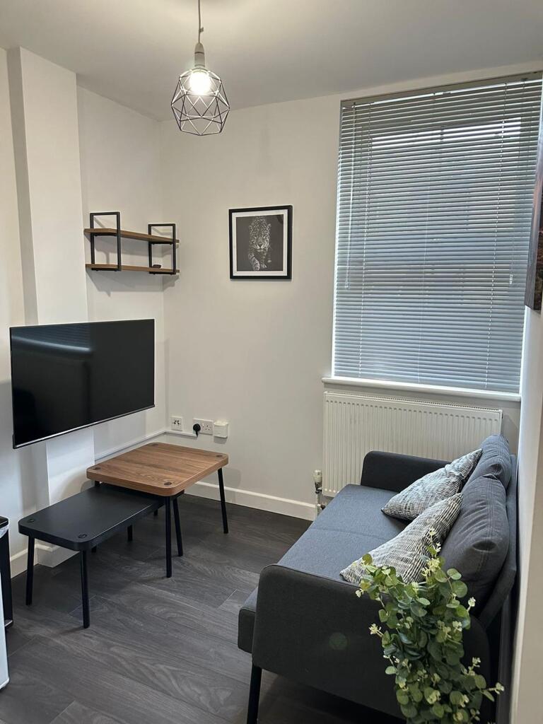 Main image of property: William Street, Reading, RG1