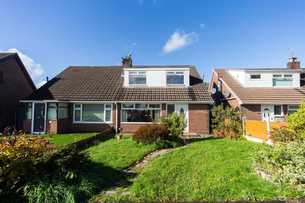 Main image of property: Garside Grove, Wigan, WN3
