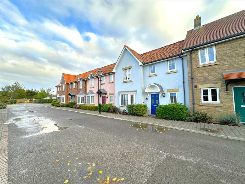 Main image of property: Blue Bay Cottage', Talisker Walk, The Bay, Filey