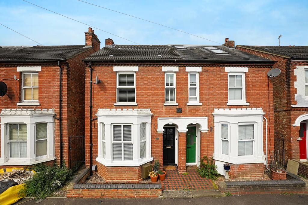 Main image of property: George Street | Bedford | Beds | M40 | lovely house