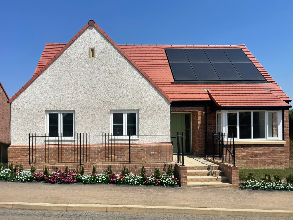 Main image of property: Fleet Lane,
Twyning,
Gloucestershire,
GL20 6FJ