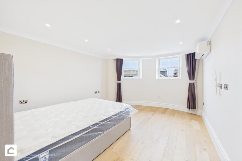 Main image of property: Terminus Road, Eastbourne, BN21 3DH