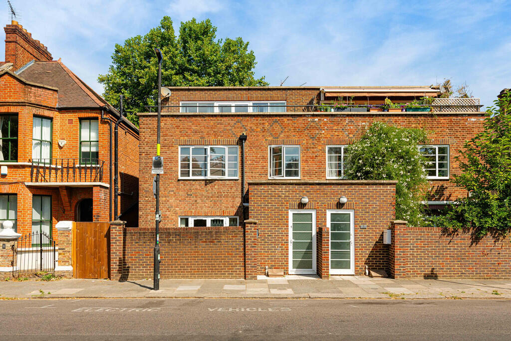 Main image of property: Carre Mews, London
