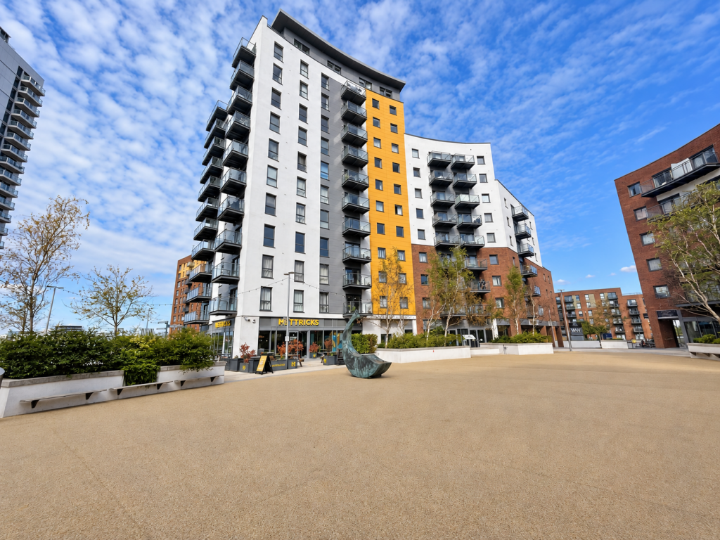Main image of property: Austen Heights, Centenary Plaza, Southampton, SO19
