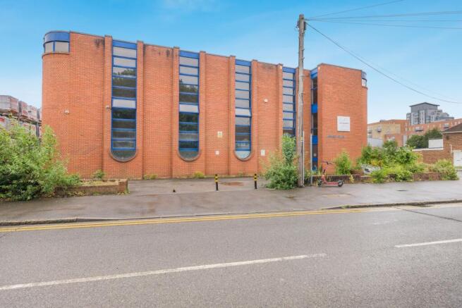 Arthur House, Petersfield Avenue, Slough, Berkshire, SL2 5DU