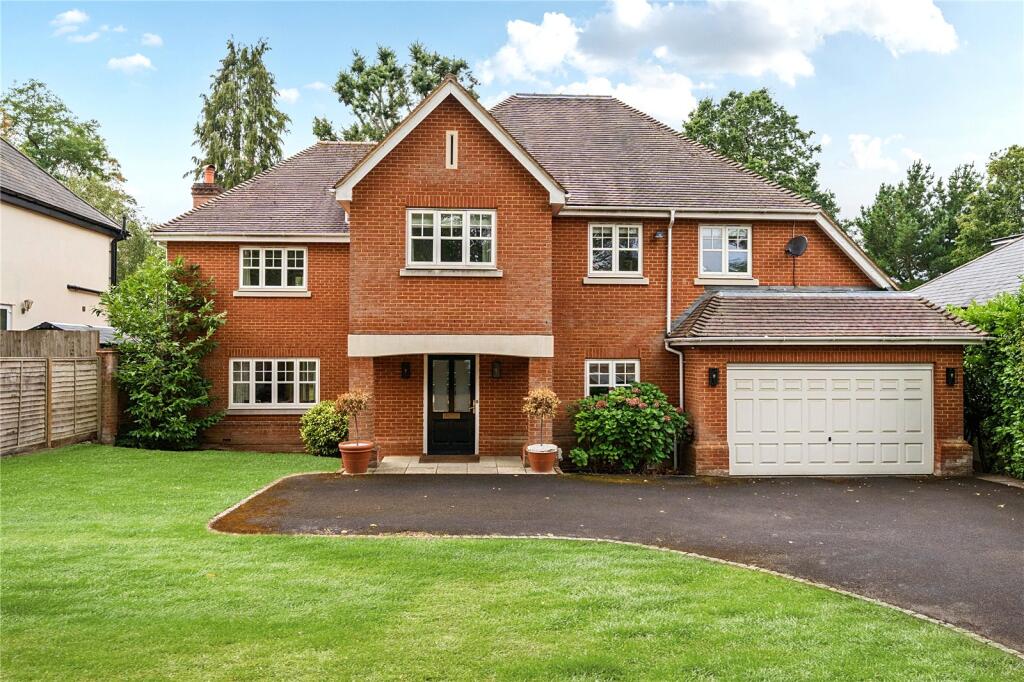 Main image of property: Hawksview, Cobham, KT11