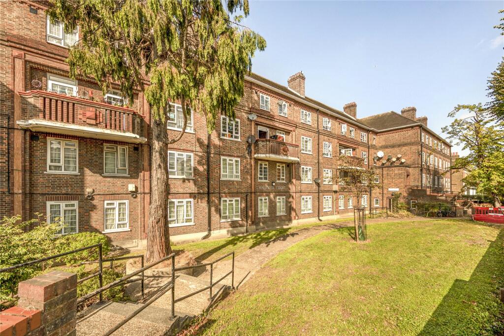 Main image of property: Halliwell Court, Barry Road, East Dulwich, SE22
