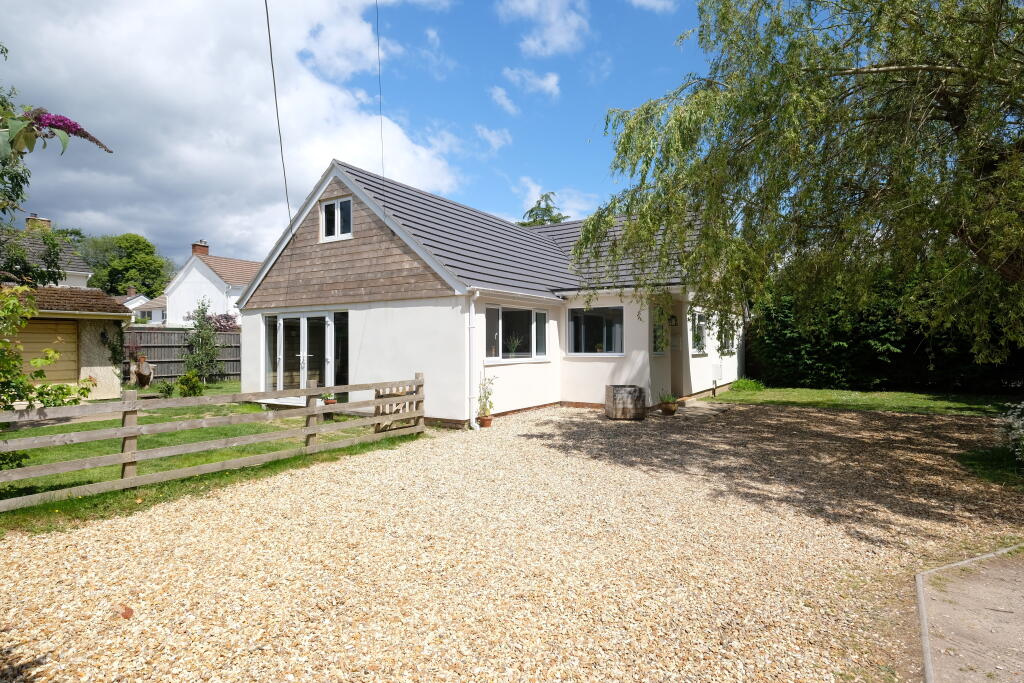 Main image of property: Forest Front, Hythe, Southampton, SO45 3RJ