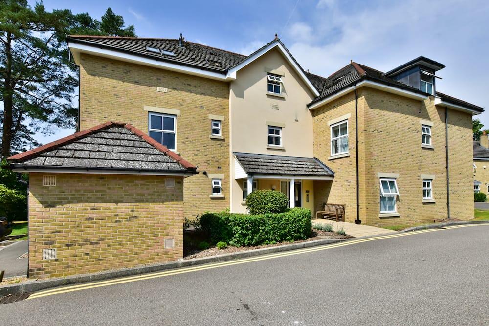 Main image of property: Cranwells Lane, Farnham Common, SL2