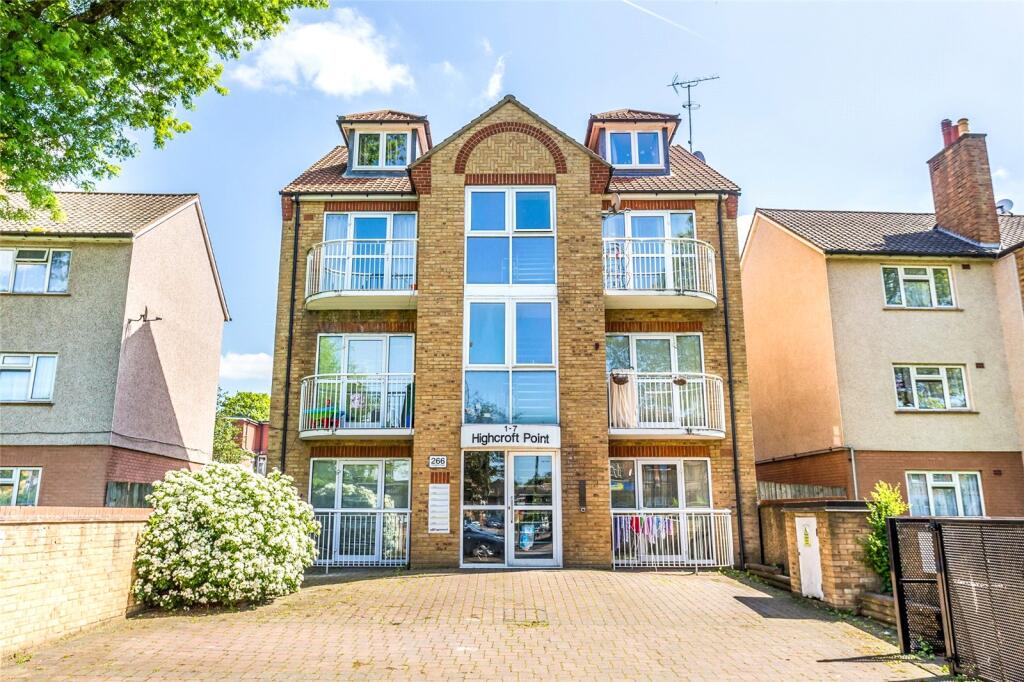 Main image of property: Chingford Road, London, E17
