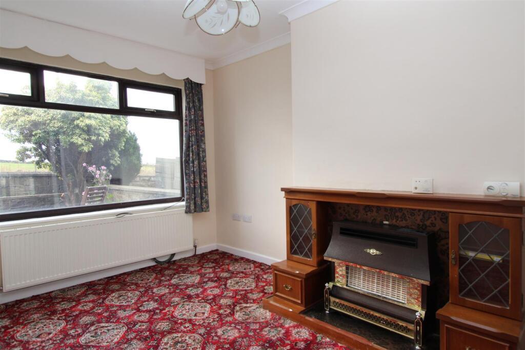 Main image of property: Stoney Ridge Avenue, Bradford