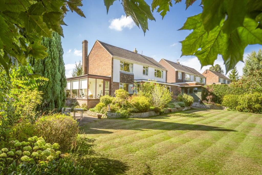 Main image of property: Smythe Close, Southborough, Tunbridge Wells (no chain)