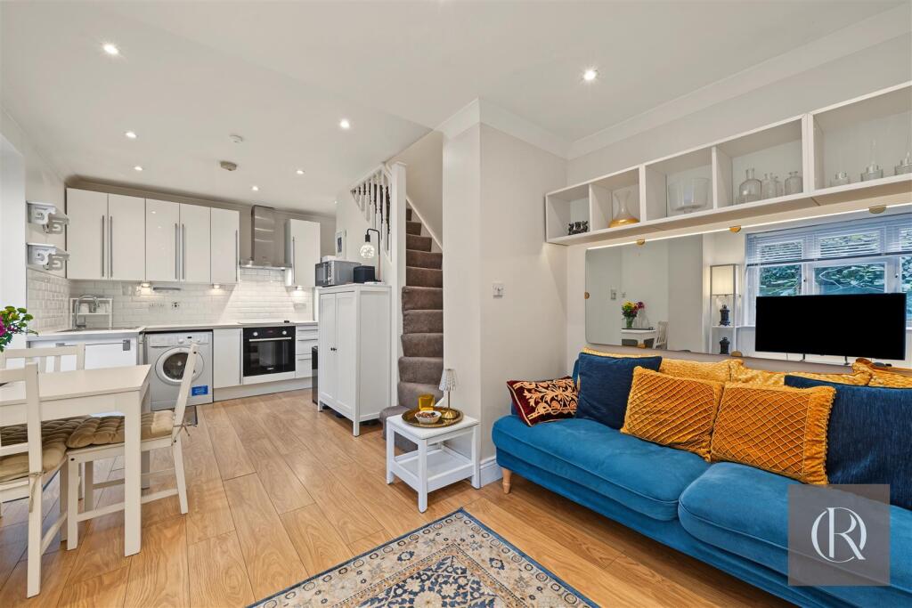 Main image of property: Clapham High Street, London
