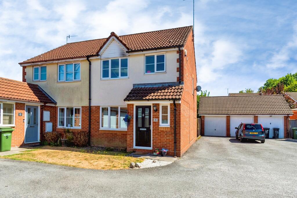 Main image of property: Collett Close, Hedge End, Southampton
