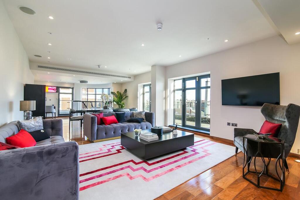Main image of property: North Row, London, W1K