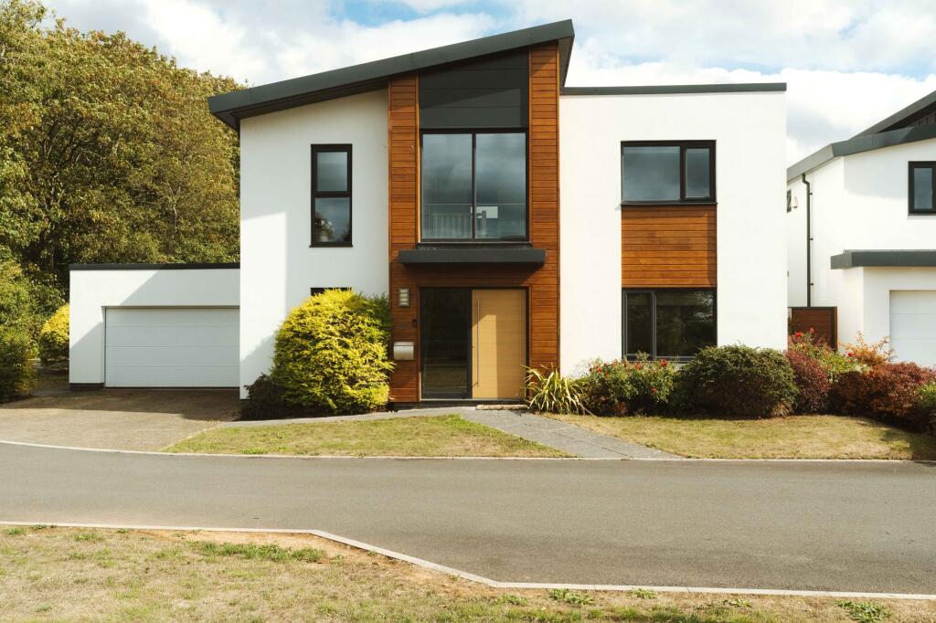Main image of property: Holland Park, Exeter