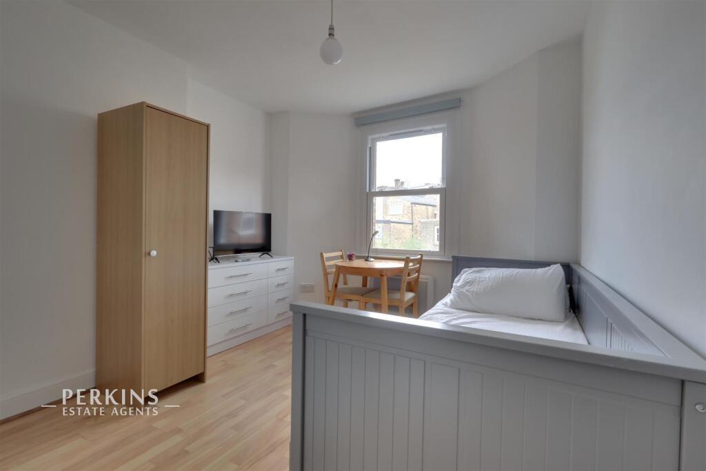 Main image of property: Buxton Road, London