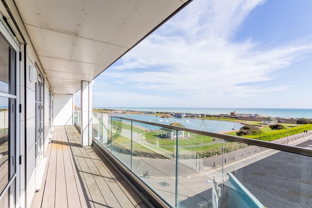Main image of property: Kingsway, BN3