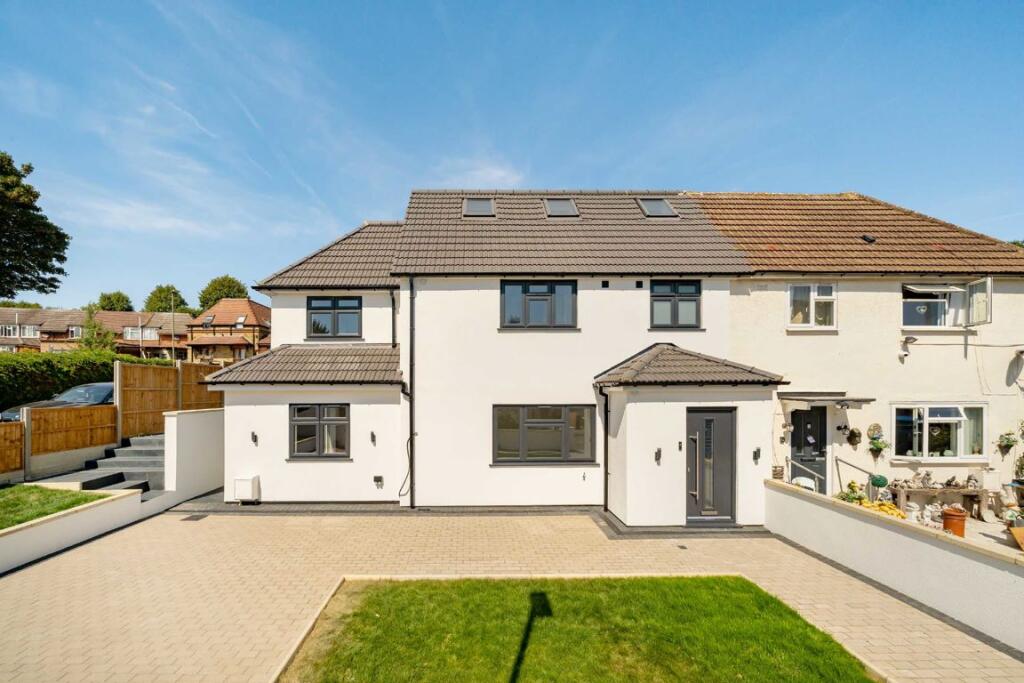 Main image of property: Ingleway, North Finchley