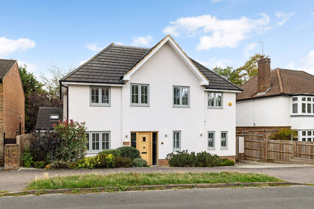 Main image of property: Meadow Walk, Harpenden, AL5