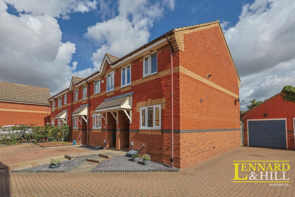 Main image of property: Welling Road, Beachamp Gate, Orsett, RM16 3DF