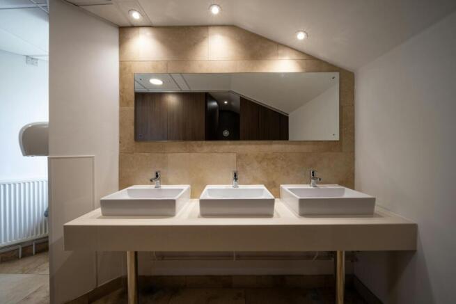 Spinnaker House First Floor Internal 6.jpg