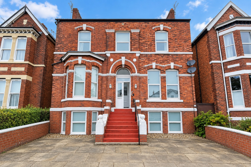 Main image of property: Flat 5,  Liverpool Road, Southport, PR8 4DA