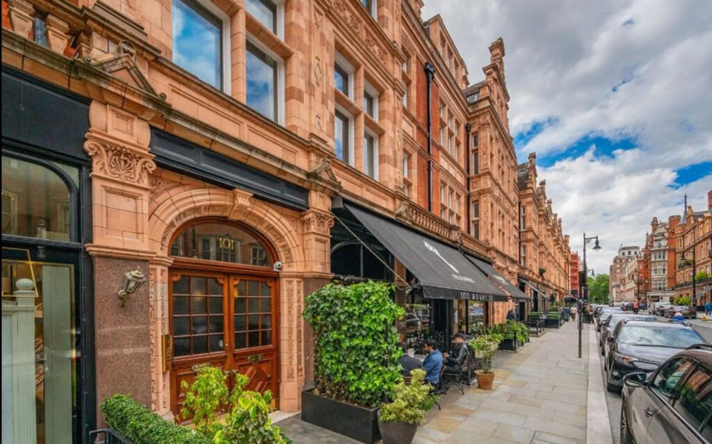 Main image of property: Mount Street, Mayfair, London W1