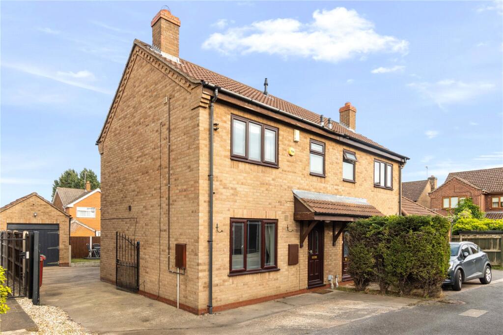 Main image of property: Yarborough Crescent, Broughton, North Lincolnshire, DN20