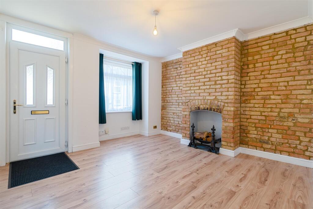 Main image of property: Holborough Road, Snodland