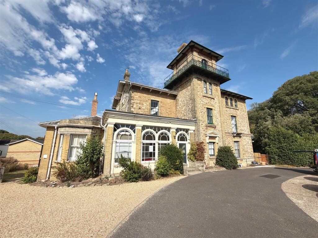 Main image of property: Appley Rise, Ryde, PO33 1LF