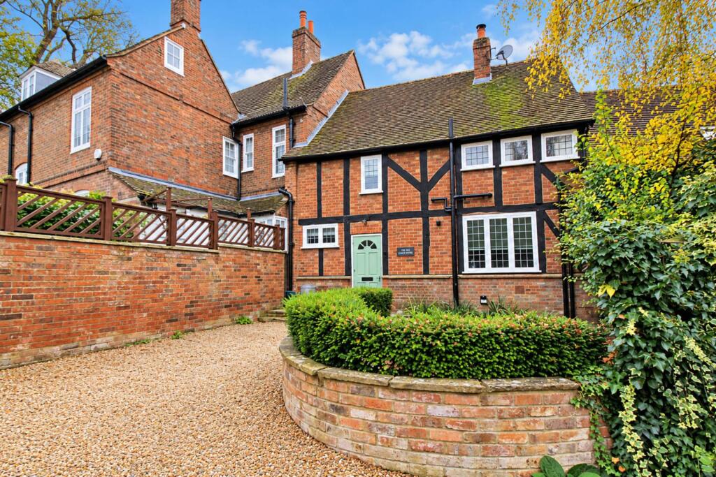 Main image of property: Parsons Fee, Aylesbury